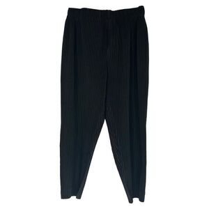 Homme Plissé Issey Miyake Pleated Trousers in Black Polyester